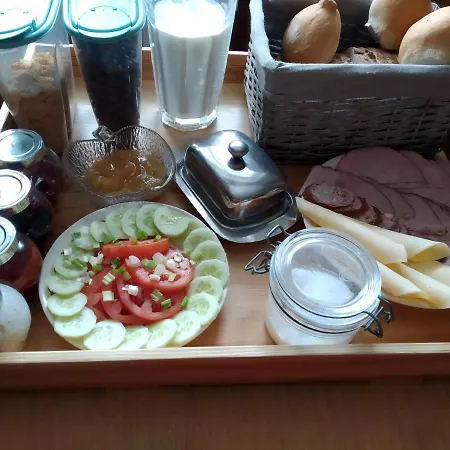 Kwatera U Somsiada -apartament Alloggio in famiglia *