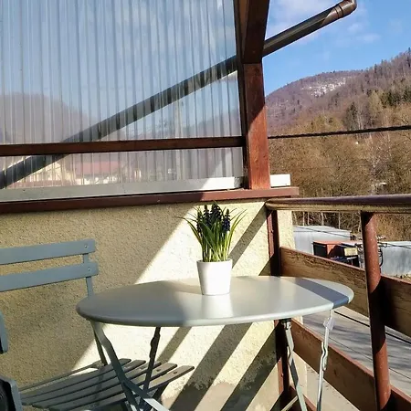 Kwatera U Somsiada -apartament Ubytování v soukromí *