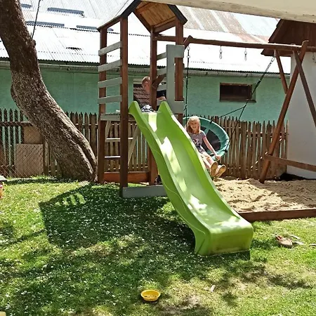 Ubytování v soukromí Kwatera U Somsiada -apartament